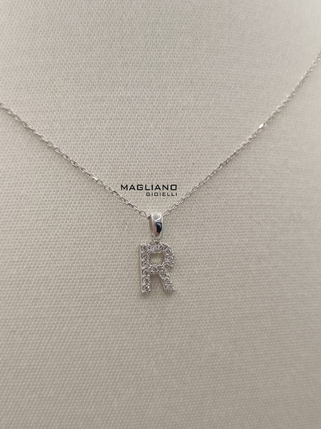 Collana oro bianco e diamanti lettera R