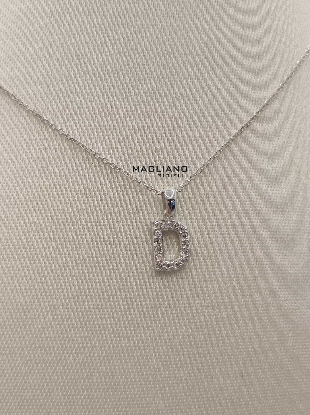 Collana oro bianco e diamanti lettera D